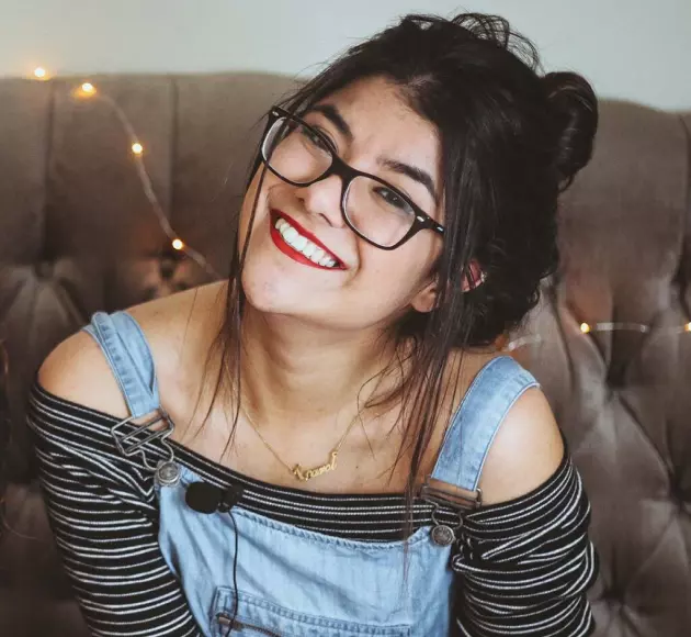 girl with glasses